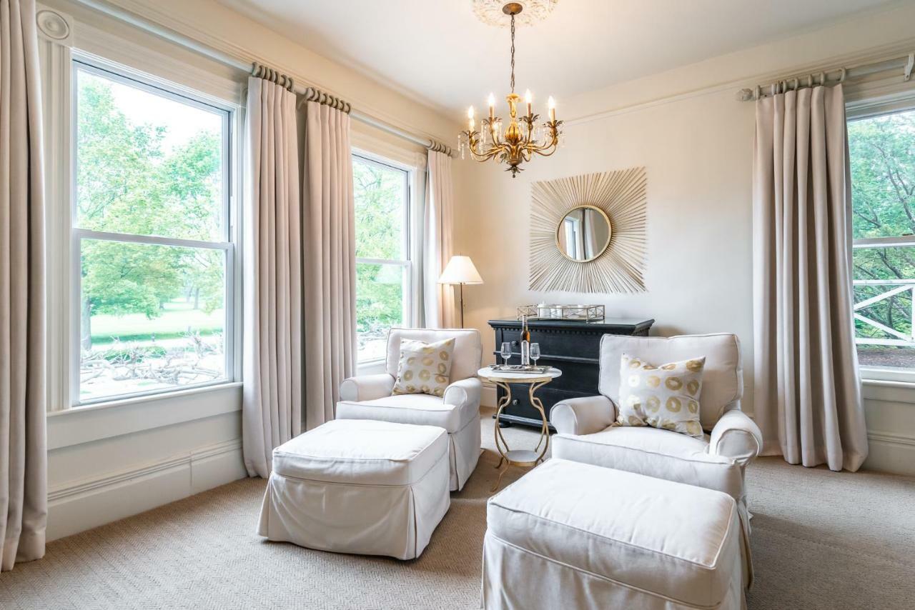 나이아가라온더레이크 Lakewinds Country Manor B&B 외부 사진