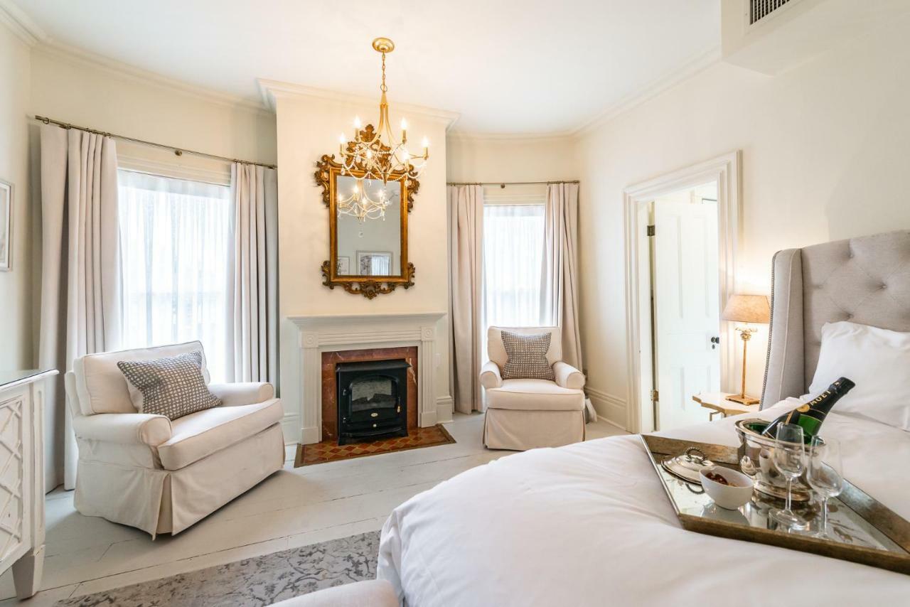 나이아가라온더레이크 Lakewinds Country Manor B&B 외부 사진