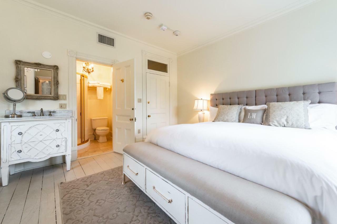 나이아가라온더레이크 Lakewinds Country Manor B&B 외부 사진