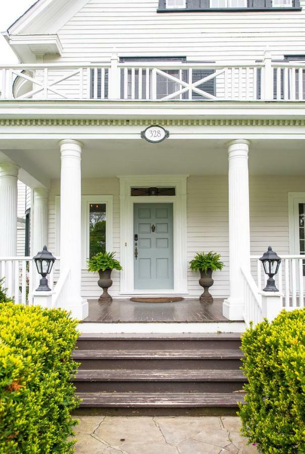 나이아가라온더레이크 Lakewinds Country Manor B&B 외부 사진
